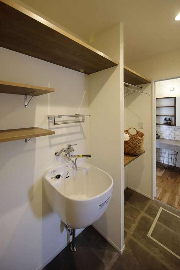 Grayish style関連画像