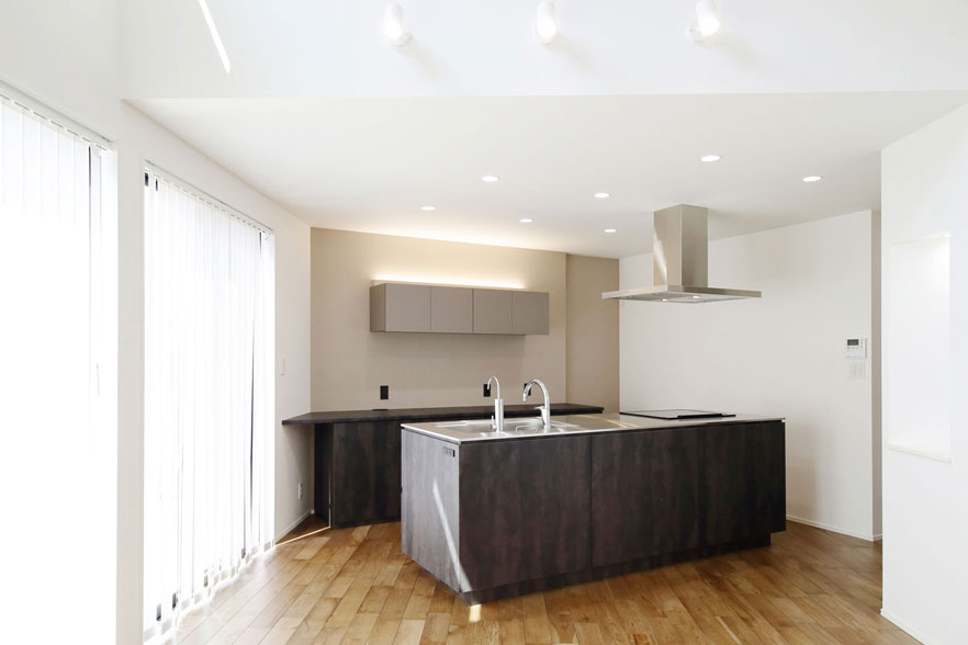 Cool Beauty関連画像