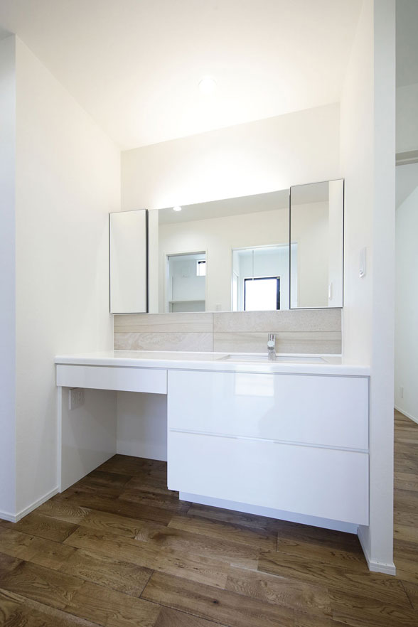 Cool Beauty関連画像