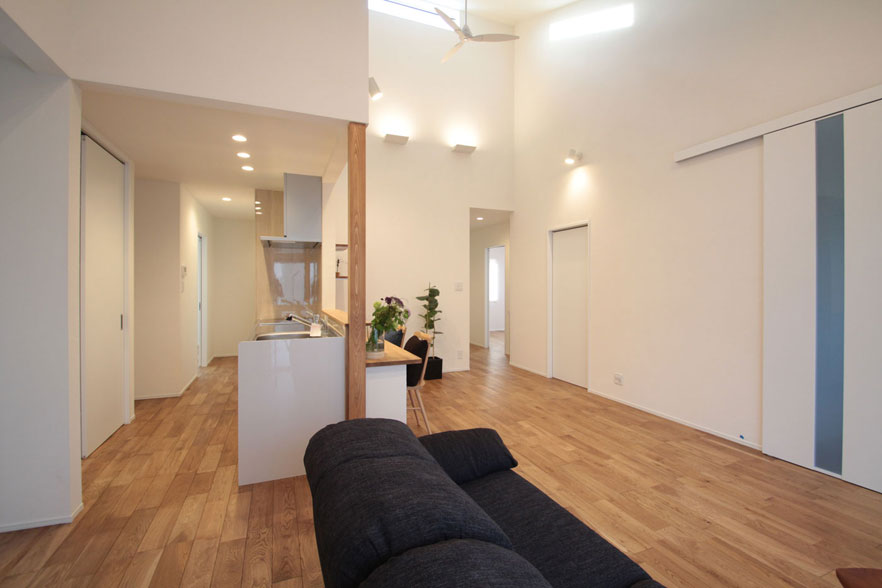 和modern関連画像