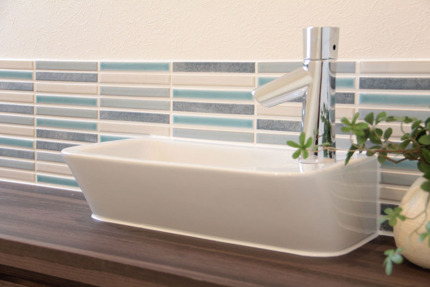 和modern関連画像