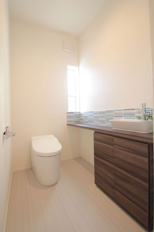 和modern関連画像