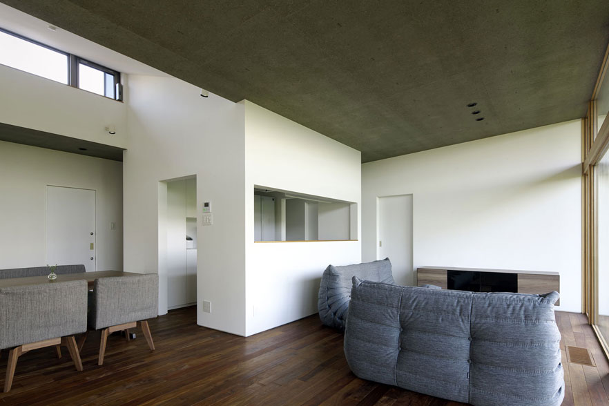 フォレストバーン関連画像