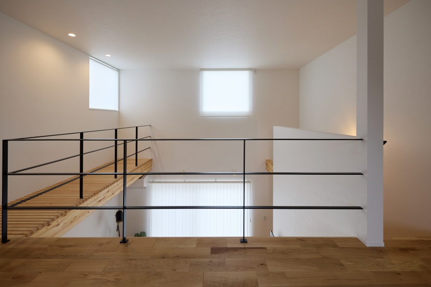 enjoy on the inner balcony関連画像