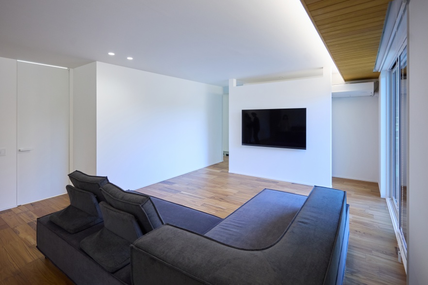 凛とした平屋関連画像